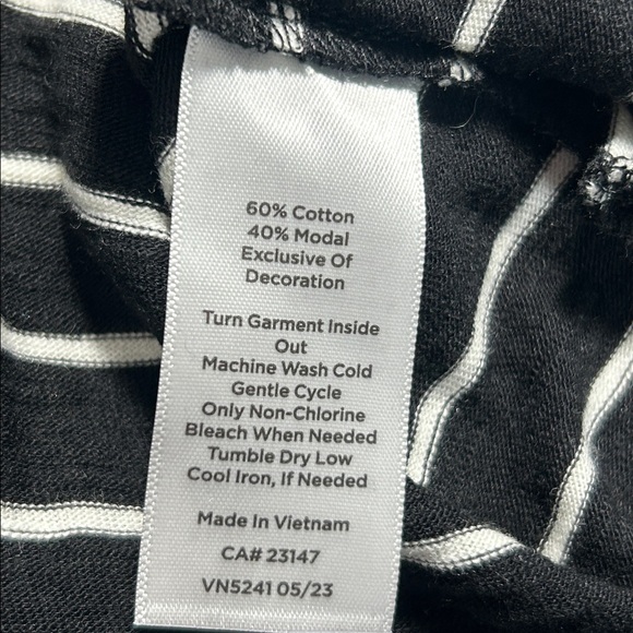 Talbots Women  Black and White Striped Top NEW Size 2X - Picture 16 of 16